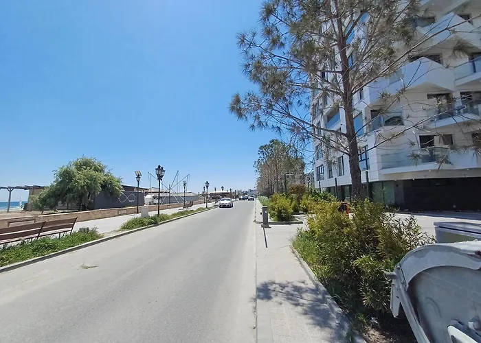 Апартаменты Almi Нэводари